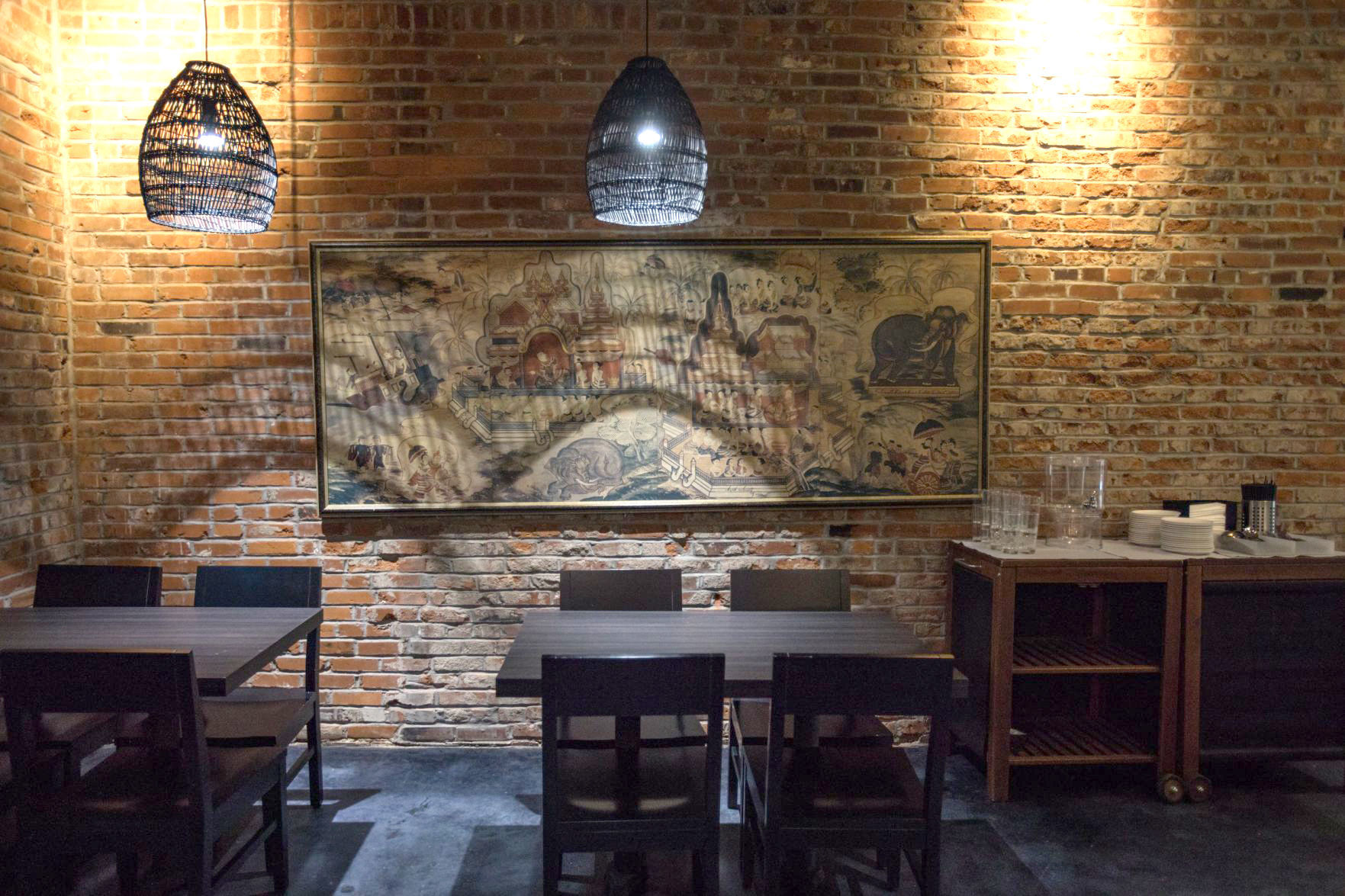 Indo: dining room